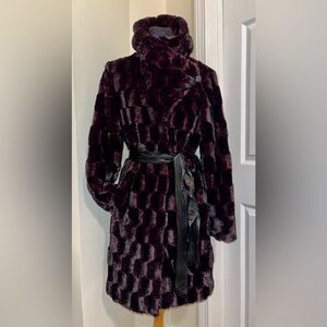 Dennis Basso Chinchilla  Luxurious Faux Fur Coat with Belt